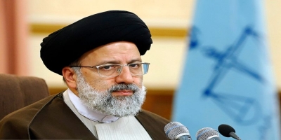 در نامه جمعی از فعالان اقتصادی کشور به رئیس قوه قضائیه مطرح شد؛ عراقچی در تمام سمت هایی که داشته است از تخلف مبرا بوده است/ اگر خدای ناکرده صرفاً برای التیام فشارهای اقتصادی جامعه، افراد شناخته شده مجازات شوند، عدالت آسیب خواهد دید